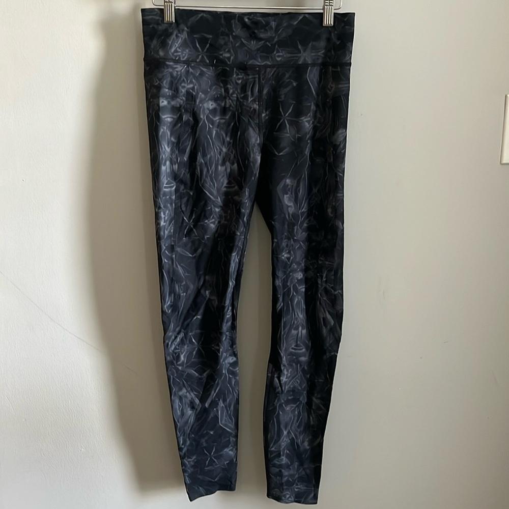 Sweaty Betty Zero Gravity Leggings Running Size Medium Zip Pocket Gray